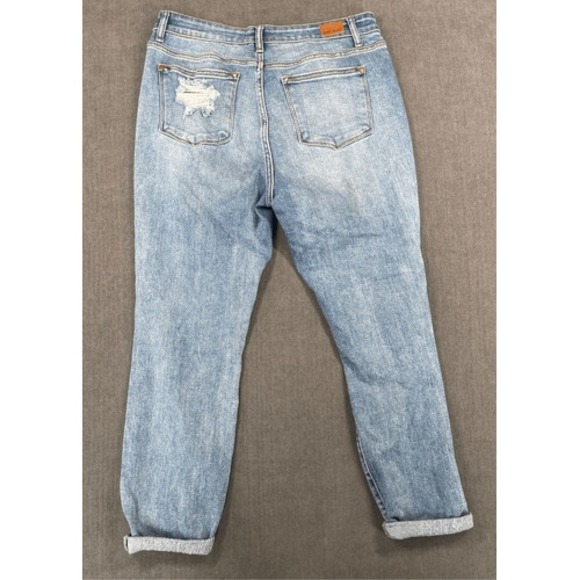 Judy Blue Boyfriend Fit Distressed Jeans Womens 11  30 Light‎ Wash Casual Grunge - Picture 2 of 10